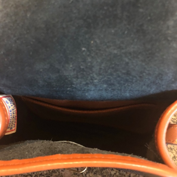 DOONEY & BOURKE PURSE - Picture 3 of 8